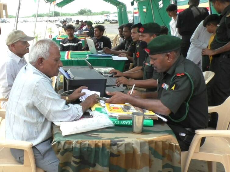 Morbi News An ex-serviceman convention was held in Morbi, high-ranking army officers were present MORBI : મોરબીમાં માજી સૈનિક સંમેલન યોજાયું, સેનાના ઉચ્ચ અધિકારીઓ હાજર રહ્યાં