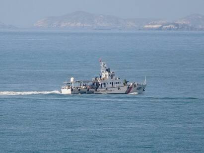 US Navy Ship Arrives For Repair At Shipyard In Tamil Nadu US Navy Ship : வரலாற்றில் இதுவும் முதல்முறைதான்.. இந்த காரணத்துக்காக சென்னை வந்திறங்கிய அமெரிக்க கப்பல்!