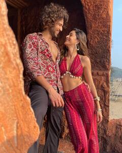 અનન્યા પાંડેએ વિજય દેવરકોંડા સાથે આપ્યા હોટ પોઝ, જુઓ બોલ્ડ તસવીરો