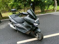 Keeway Vieste 300 Scooter Review: Packs In Performance, Great Looks & Comfort Features — IN PICS