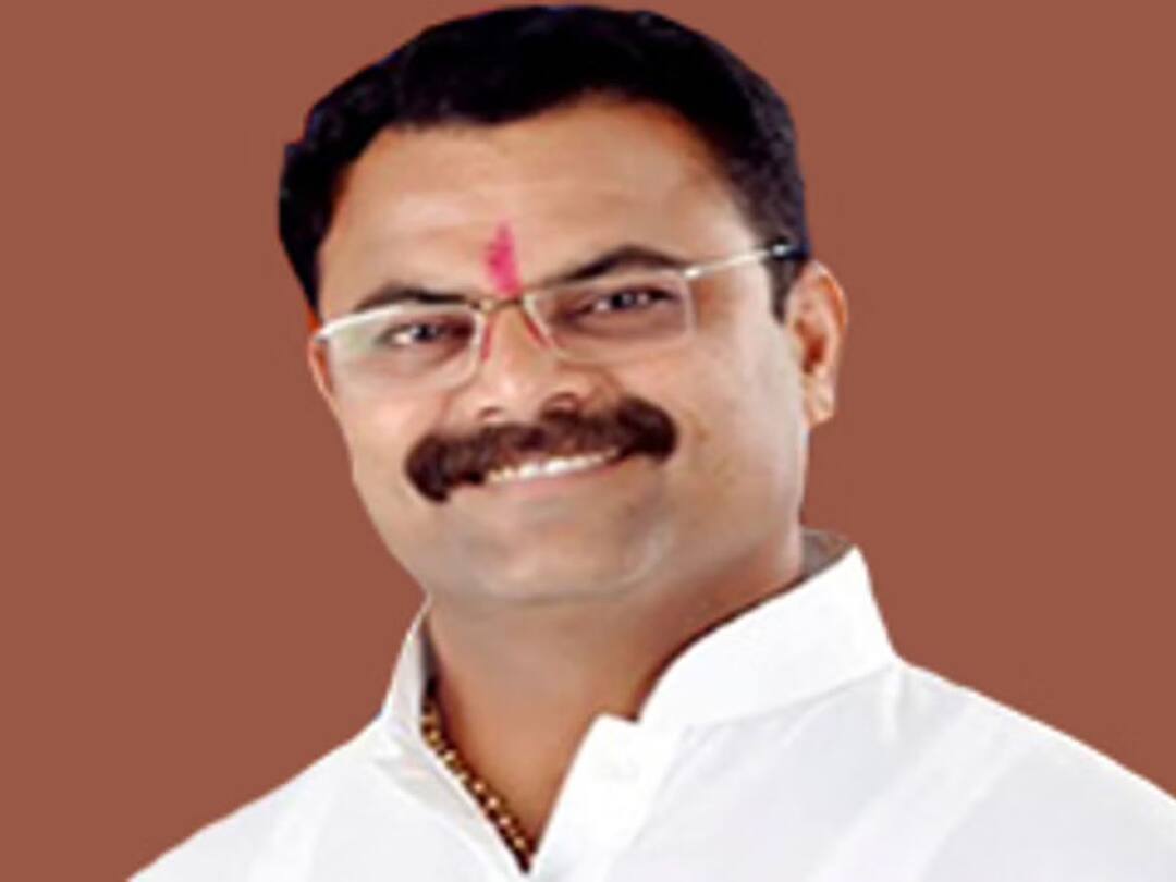 jalgaon news update MLA Kishore Patil of Eknath Shinde group has expressed his belief that he will be elected Jalgaon : डंके की चोट पे सांगतो, पुन्हा निवडून येईन; शिंदे गटाचे आमदार किशोर पाटलांचा विश्वास  