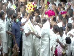 'விலைவாசி உயர்வை கட்டுப்படுத்தாமல் போட்டோ சூட்  நடத்தி வருபவர்தான் ஸ்டாலின்' - எடப்பாடி பழனிசாமி