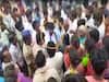 Nellore News : రోడ్డు కోసం నిలదీసిన జనం, నోరు మూసుకోమని సమాధానమిచ్చిన ఎమ్మెల్యే