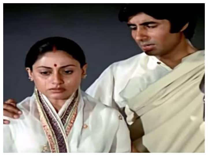 This Song In Amitabh-Jaya's 'Abhimaan' Was Inspired From A Rabindrasangeet. Here Are Other Tagore Songs Used In Hindi Films Rabindra Nath Tagore Death Anniversary: This Song In Amitabh-Jaya's 'Abhimaan' Was Inspired From A Rabindrasangeet. Here Are other Tagore Songs Used In Hindi Films This Song In Amitabh-Jaya's 'Abhimaan' Was Inspired From A Rabindrasangeet. Here Are Other Tagore Songs Used In Hindi Films