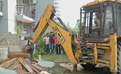பெண்ணிடம் தவறாக நடந்து கொண்ட பாஜக நிர்வாகி...கடும் நடவடிக்கை எடுத்த அரசு... தொடரும் புல்டோசர் அரசியல்