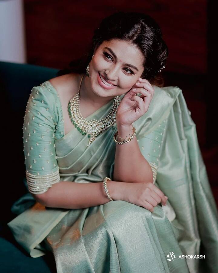 స్నేహ అందమైన ఫోటోలు. Image Credit: Sneha/Instagram