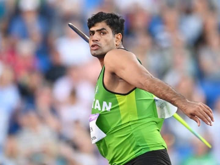 CWG 2022 Arshad Nadeem Wins Javelin Throw Gold With 90 Meter passes Neeraj Chopras personal Best CWG 2022: पाकिस्तान के अरशद नदीम ने 90 मीटर पार भाला फेंक जीता गोल्ड, नीरज चोपड़ा भी अब तक नहीं छू पाए यह मार्क