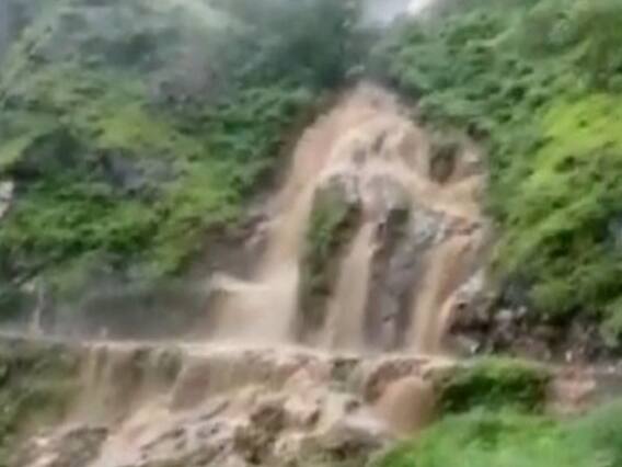 Himachal Pradesh Cloudburst: हिमाचल प्रदेश के चंबा में बादल फटने से एक की मौत, मकानों को खाली कराया Himachal Pradesh Cloudburst: हिमाचल प्रदेश के चंबा में बादल फटने से एक की मौत, मकानों को खाली कराया