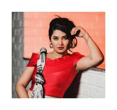 Happy Birthday Prajaktta Mali : बालकलाकार म्हणून मनोरंजन विश्वात पदार्पण, मालिकाच नाही तर चित्रपटातूनही प्राजक्ता माळी करतेय प्रेक्षकांचं मनोरंजन!