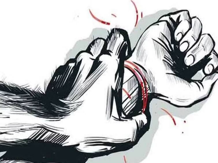 Tirupathur youth arrested was arrested in the case woman body rescued from  decomposed state from well Crime : வன்கொடுமை.. தலை துண்டிப்பு.. அரசுத் தேர்வுகளுக்கு படித்த பெண்ணுக்கு நடந்த கொடூரம்.. இளைஞனின் பரபரப்பு வாக்குமூலம்
