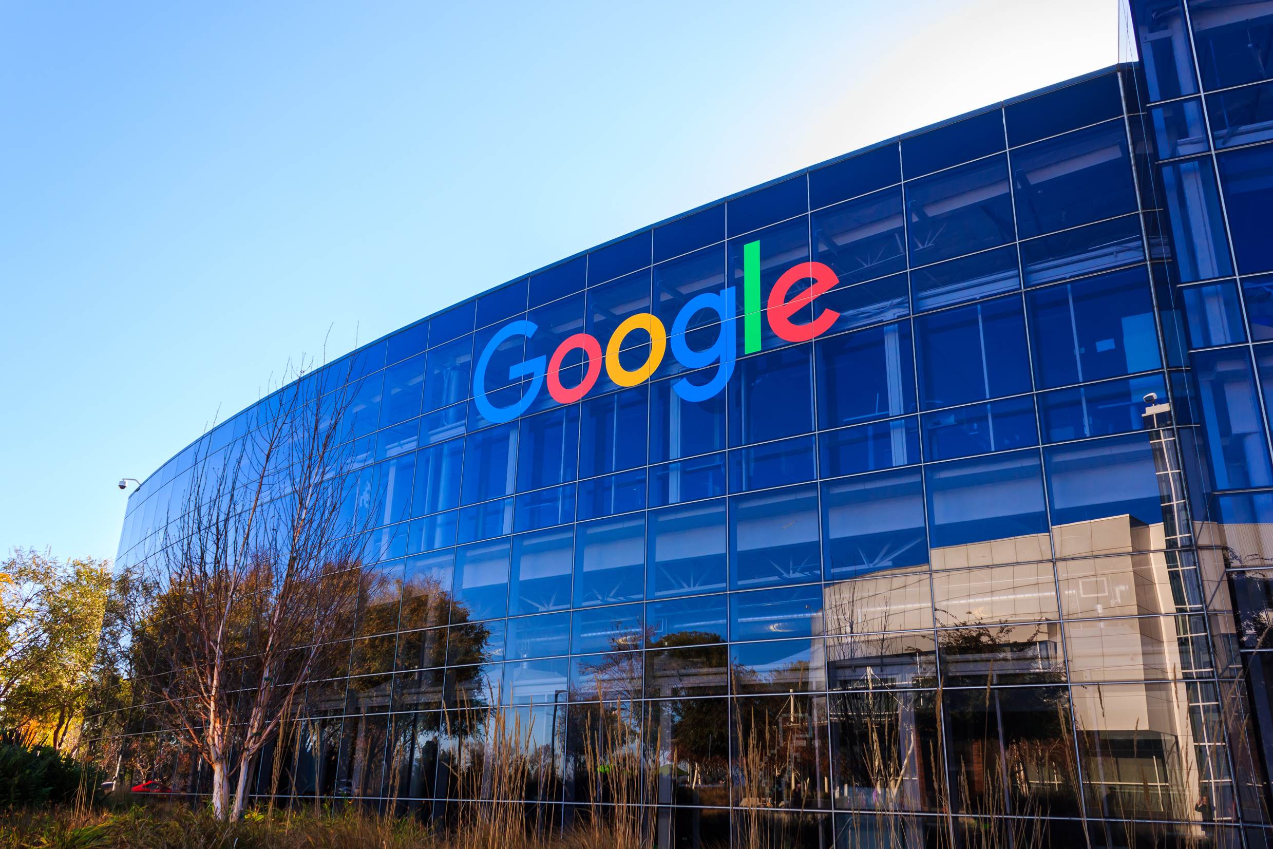 Google May Lay Off Employees On A Large Scale, Company Warns | Laying Off  Employees: गूगल में बड़े स्तर पर हो सकती है कर्मचारियों की छंटनी, कंपनी ने  दी चेतावनी