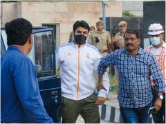 Shrikant Tyagi Case: श्रीकांत त्यागी की निकली अकड़, जेल जाते समय बोला- 'घटना पर मुझे अफसोस, वह मेरी बहन की तरह'