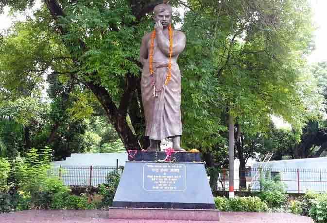 Independence Day Special Chandrashekhar Azad Was Martyred In Prayagraj Azad  Park While Fighting The British | Independence Day Special: आजादी का वो  नायक जो आजाद जिया और आजाद ही मरा, अंग्रेजों से