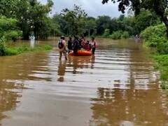 Bastar News: बस्तर में 48 घंटों से जारी मूसलाधार बारिश ने कई गांव को बनाया टापू , रेस्क्यू ऑपरेशन में जुटी SDRF