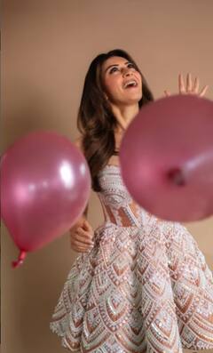 Hansika Motwani Pic: व्हाइट ट्रांसपेरेंट मिनी फ्रॉक में हसिंका मोटवानी लगीं बला की खूबसूरत, अदाएं देख कहीं आप भी न खो बैठें दिल !