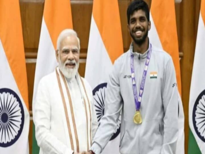 Amalapuram youth satwik sairaj wins gold silver medal in Common wealth games 2022 Amalapuram News : కామన్వెల్త్ క్రీడల్లో అదరగొట్టిన కోనసీమ కుర్రాడు, బ్యాడ్మింటన్ లో రెండు పతకాలు సాధించిన సాత్విక్