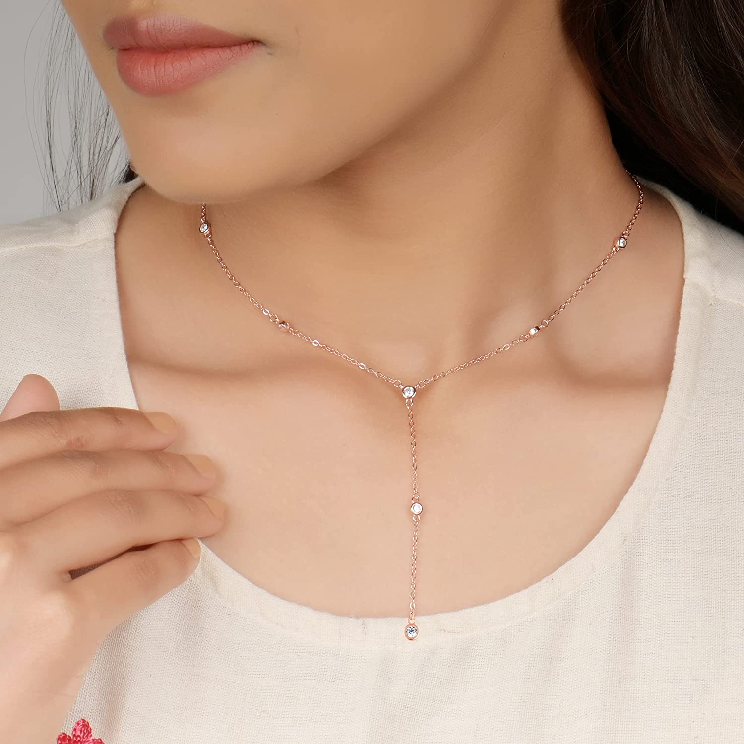 राखी के बदले बहन को गिफ्ट करें ये ब्यूटीफुल GIVA Necklace, मिल रहे हैं सीधे 60% डिस्काउंट पर