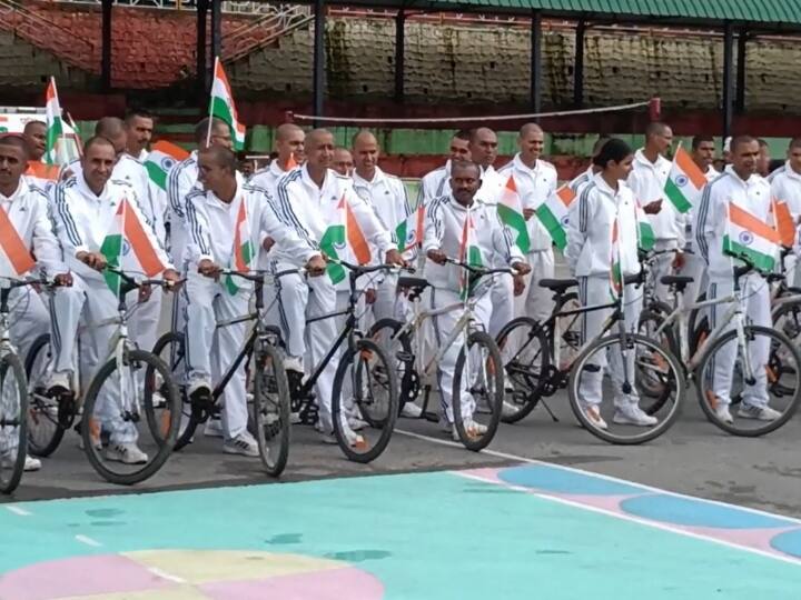 Mussoorie Uttarakhand ITBP organizes Tiranga yatra under har ghar tiranga campaign azadi ka amrit mahotsav ANN Azadi Ka Amrit Mahotsav: ITBP ने साइकिल रैली से लोगों में भरा देशभक्ति का जूनून, तिरंगा यात्रा निकालकर तय किया ये बड़ा लक्ष्य