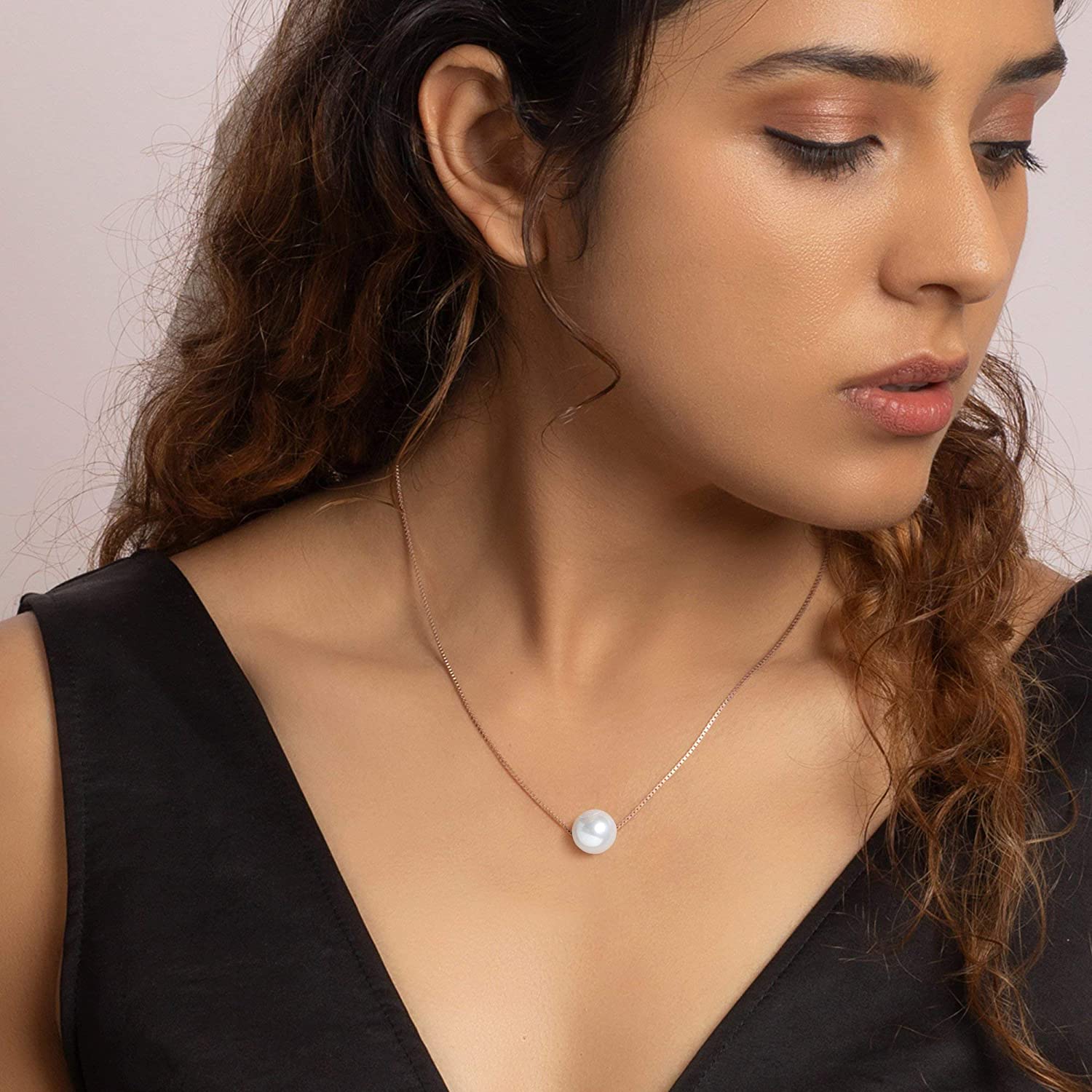 राखी के बदले बहन को गिफ्ट करें ये ब्यूटीफुल GIVA Necklace, मिल रहे हैं सीधे 60% डिस्काउंट पर