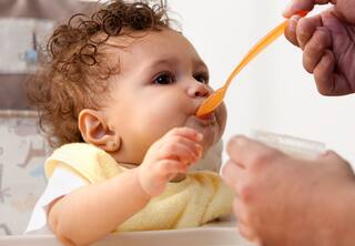 Child Care: 6 મહિના બાદ બાળકને ડાયટમાં આપો આ ફૂડ, જીવનભર રહેશે સ્વસ્થ