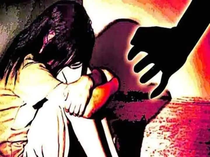 Maharajganj News Middle-aged man made an eight-year-old girl a victim of Rape Maharajganj News: महराजगंज में अधेड़ ने आठ साल की बच्‍ची को बनाया हवस का शिकार, पुलिस ने किया गिरफ्तार