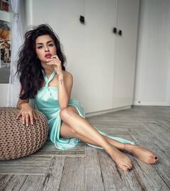 Avneet Kaur : अवनीत कौरचं स्टनिंग फोटोशूट, पाहा मनमोहक अदा