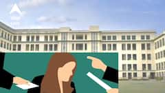 St Xavier’s University Kolkata : ইনস্টাগ্রামে বিকিনি ছবি দিয়ে চাকরি খোয়ালেন অধ্যাপিকা !