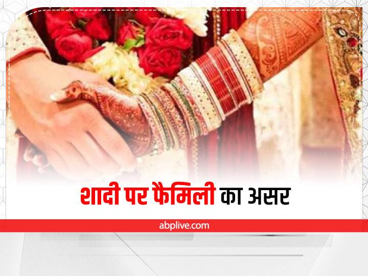 Happy Marriage: पति पत्नी के रिश्ते में फैमिली की वजह से आ रही हैं दरारे, तो ऐसे करें प्रॉब्लम्स को डील How to deal with problems between couples, family life Happy Marriage: पति पत्नी के रिश्ते में फैमिली की वजह से आ रही हैं दरारे, तो ऐसे करें प्रॉब्लम्स को डील