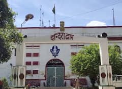 Amrit Mahotsav: नैनी सेंट्रल जेल में रक्षाबंधन को यादगार बनाने की तैयारी, भाई की कलाई पर राखी बांधने आ सकेंगी बहनें