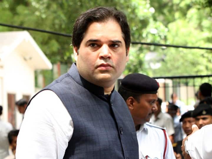 UP News: बीजेपी छोड़कर कांग्रेस में शामिल होंगे वरुण गांधी? अजय राय के बयान से सियासी हलचल तेज UP Congress President Ajay Rai react on Varun Gandhi join Congress Leaving BJP UP News: बीजेपी छोड़कर कांग्रेस में शामिल होंगे वरुण गांधी? अजय राय के बयान से सियासी हलचल तेज