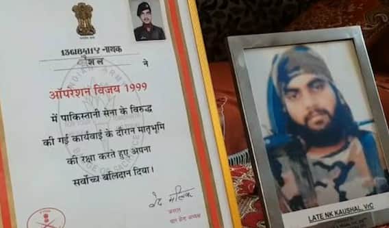 Independence Day 2022 Special: पांच दुश्मनों को मौत के घाट उताकर खाई थी सीने पर गोली, जानिए भिलाई के सपूत शहीद कौशल यादव की बहादुरी की दास्तां Independence Day 2022 Special: पांच दुश्मनों को मौत के घाट उताकर खाई थी सीने पर गोली, जानिए भिलाई के सपूत शहीद कौशल यादव की बहादुरी की दास्तां