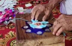 Raksha Bandhan 2022:  વૃંદાવનની વિધવા બહેનોએ વડાપ્રધાન મોદી માટે બનાવી સ્પેશિયલ રાખડી....