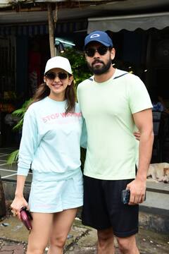 Rakul Preet Singh: ముంబయిలోని బాంద్రా లో తమ్ముడితో కలిసి షికార్లు చేస్తున్న రకుల్ ప్రీత్