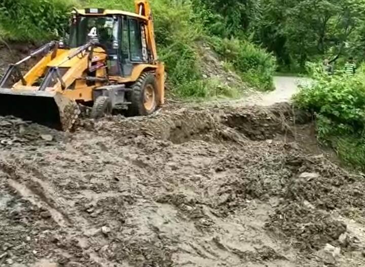 Uttarakhand News: कर्णप्रयाग में चार दिन से बंद पड़ा नैनीसैंण मोटरमार्ग, ग्रामीणों में प्रशासन के खिलाफ भड़का गुस्सा Uttarakhand Nainisain motorway closed for 4 days in Karnprayag ann Uttarakhand News: कर्णप्रयाग में चार दिन से बंद पड़ा नैनीसैंण मोटरमार्ग, ग्रामीणों में प्रशासन के खिलाफ भड़का गुस्सा