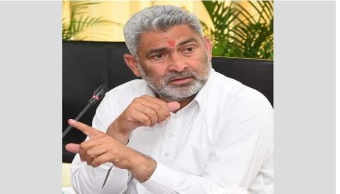 Minister Lal Chand Kataruchakk met with Punjab Aartiya Association at Punjab Bhawan Chandigarh ਸੂਬਾ ਸਰਕਾਰ ਆੜ੍ਹਤੀਆ ਵਰਗ ਦੀ ਭਲਾਈ ਲਈ ਵਚਨਬੱਧ : ਲਾਲ ਚੰਦ ਕਟਾਰੂਚੱਕ