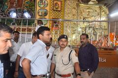 In Photos: खाटू श्यामजी मंदिर में भगदड़ के बाद जोधपुर प्रशासन अलर्ट, कलेक्टर ने लिया जायजा