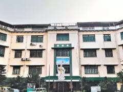 St xavier's university kolkata : महिला प्रोफेसरने इन्स्टावर बिकिनी घातलेला फोटो शेअर केला, विद्यापीठाने पाठवली 99 कोटींची मानहानीची नोटीस!