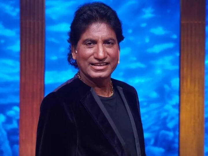 How is the condition of comedian Raju Srivastava admitted in AIIMS?