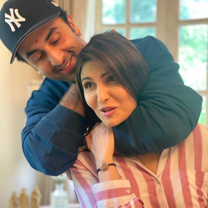 रणबीर कपूर और रिद्धिमा कपूर भी बॉलीवुड स्टार किड्स की लिस्ट में शामिल हैं.