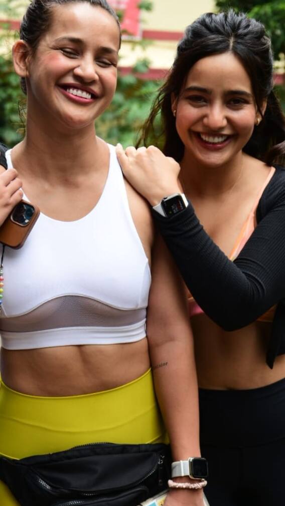 বোনে বোনে ভীষণ মিল, একসঙ্গে জিমে নেহা-আয়েশা