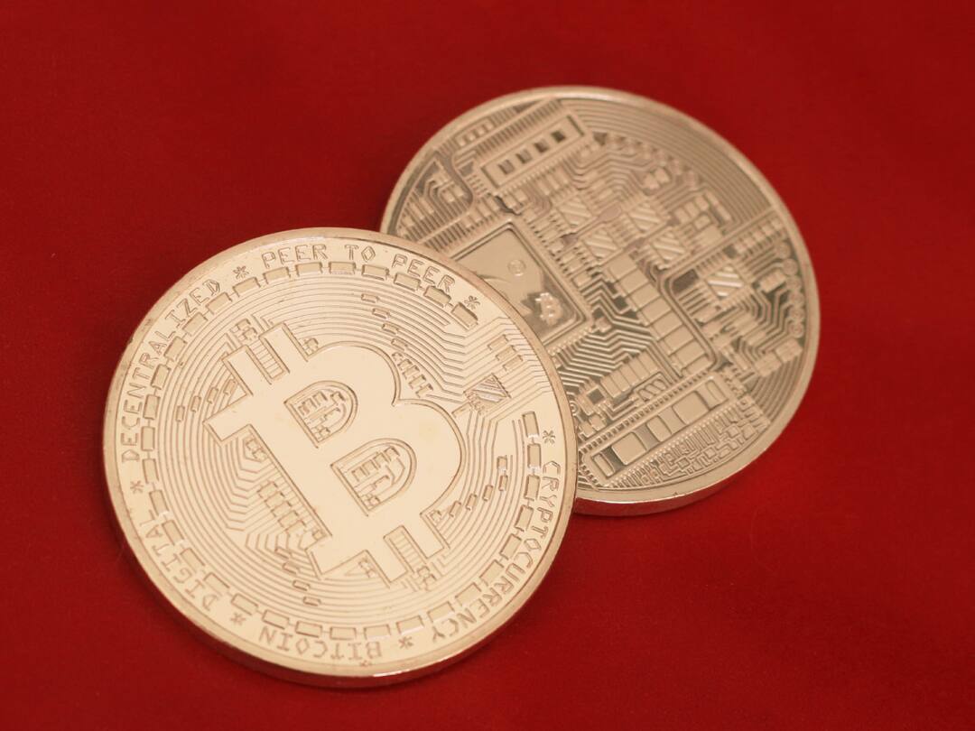 cryptocurrency price today in india August 10 check market cap bitcoin ethereum dogecoin litecoin ripple unus sed leo prices gainer loser coinmarketcap wazirx Cryptocurrency Price Today: Bitcoin, Ethereum Lose Value; Popular Altcoins Land In Red