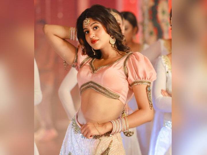 kaccha badam fame Anjali Arora new song Saiyyan Dil Mein Aana Re released Anjali Arora Song: आ गया अंजली अरोड़ा का नया गाना 'सैयां दिल में आना रे', जबरदस्त ठुमकों से हिलाया डांस फ्लोर