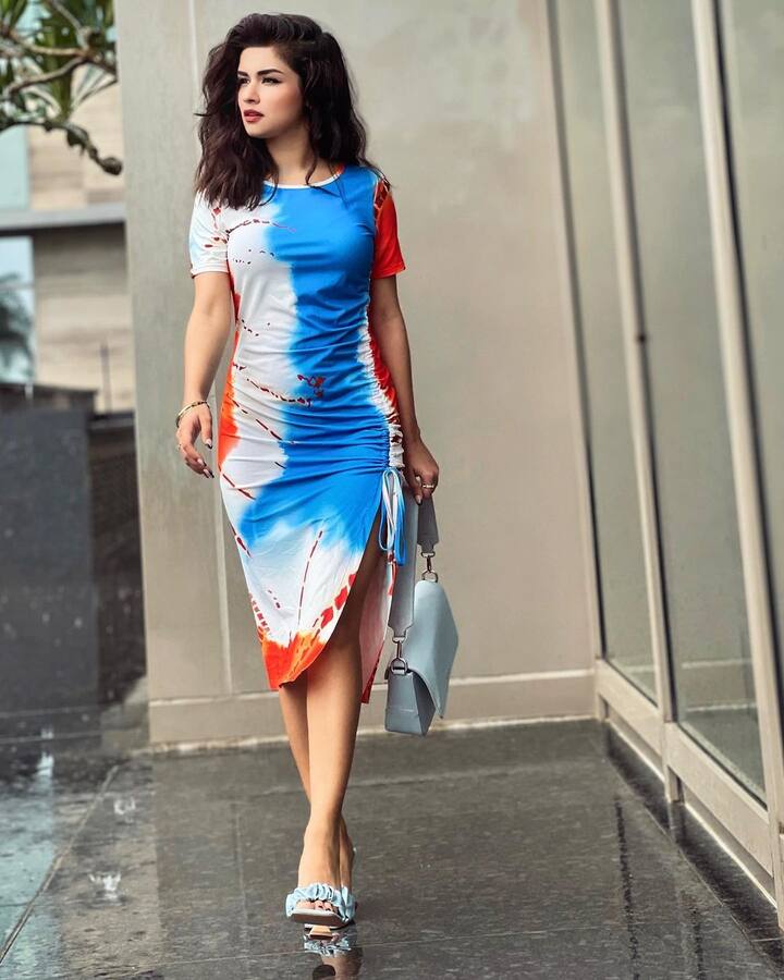 अवनीत इंटरनेट सेन्सेशन बनली आहे. त्यामुळेच त्याचे नवनवीन फोटो आणि व्हिडिओ इंटरनेटवर दररोज व्हायरल होत असतात.(फोटो सौजन्य : avneetkaur_13/इंस्टाग्राम)