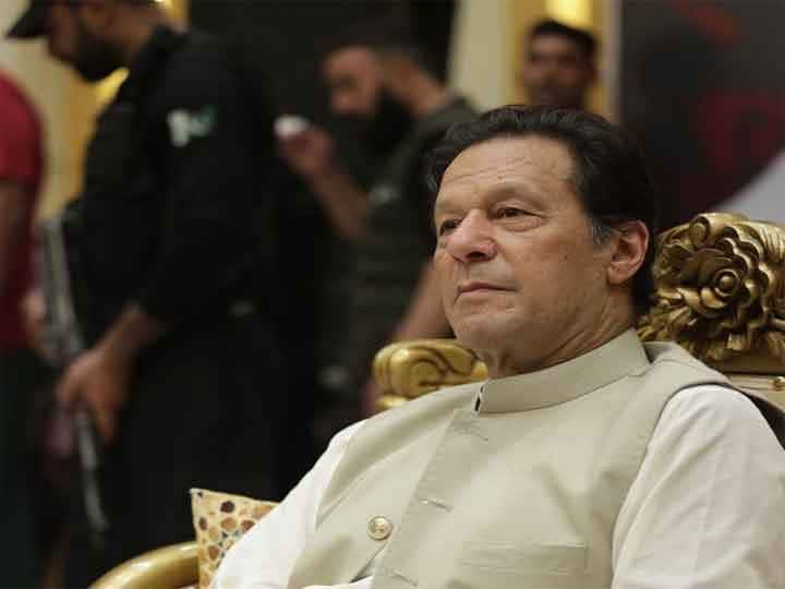 Pakistan Politics Police sent to protect former PM Imran Khan's residence Pakistan Politics: पूर्व पीएम इमरान खान के आवास की सुरक्षा के लिए भेजी गई पुलिस, जानें क्या है मामला?