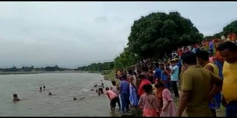 malda a minor girl drowned in Mahananda Malda: দাদার শ্রাদ্ধানুষ্ঠান করতে গিয়ে মহানন্দার জলে তলিয়ে গেল নাবালিকা