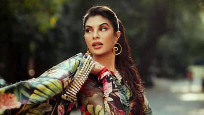 Jacqueline Fernandez Birthday: ২০০৯ সালে আলাদীন ছবির হাত ধরে বলিউডে পা রাখেন জ্যাকলিন। ছোটবেলায় হলিউড তারকা হওয়ার স্বপ্ন দেখতেন জ্যাকলিন।