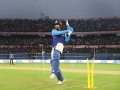 Shreyas Iyer के लिए खत्म नहीं हुई एशिया कप खेलने की उम्मीद, इस खिलाड़ी की फिटनेस पर है सवाल