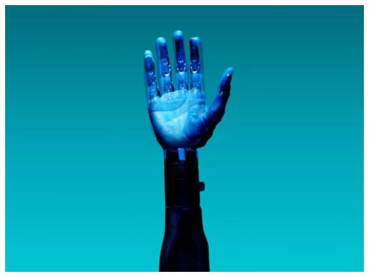 Trending: वैज्ञानिकों ने बनाया ऐसा कृत्रिम हाथ जो सांसों से होगा कंट्रोल Oxford University made Prosthetic Hand powered & controlled by Wearer's Breath viral photo Trending: वैज्ञानिकों ने बनाया ऐसा कृत्रिम हाथ जो सांसों से होगा कंट्रोल