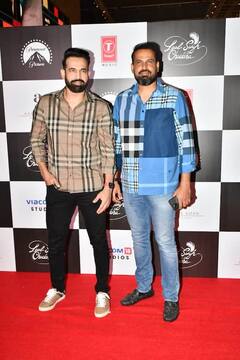 Lal Singh Chaddha Screening: દીપિકા-રણવીરથી લઈને ઈરફાન-યુસુફ સુધીના આ સ્ટાર્સ આમિર ખાનની 'લાલ સિંહ ચઢ્ઢા'ની સ્ક્રીનિંગમાં પહોંચ્યા