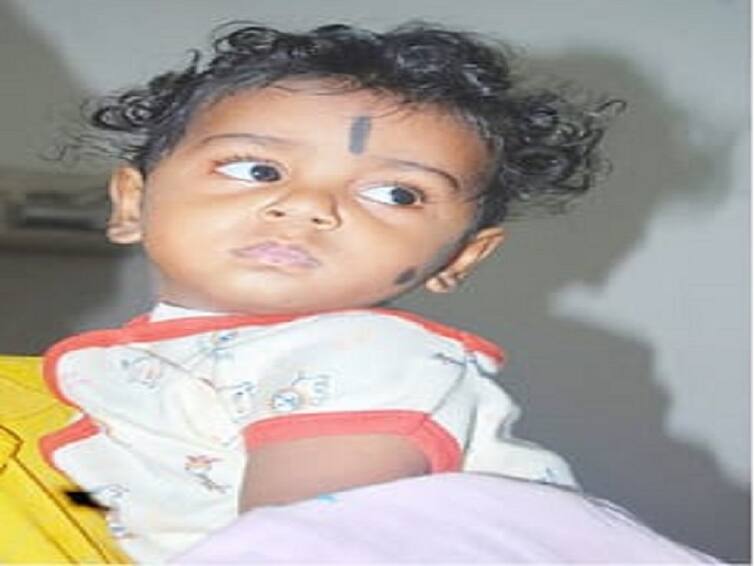 thanjavur: Baby swallowed led bulb and doctors have done surgery to get the led bulb from the baby in thanjavur TNN எல்இடி பல்பை விழுங்கிய குழந்தை; அறுவை சிகிச்சை செய்து வெளியில் எடுத்த டாக்டருக்கு தந்தை கண்ணீருடன் நன்றி..!